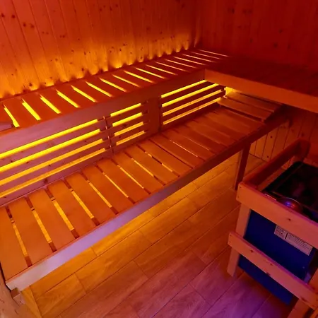 Πανσιόν Wellness Chechluvka *